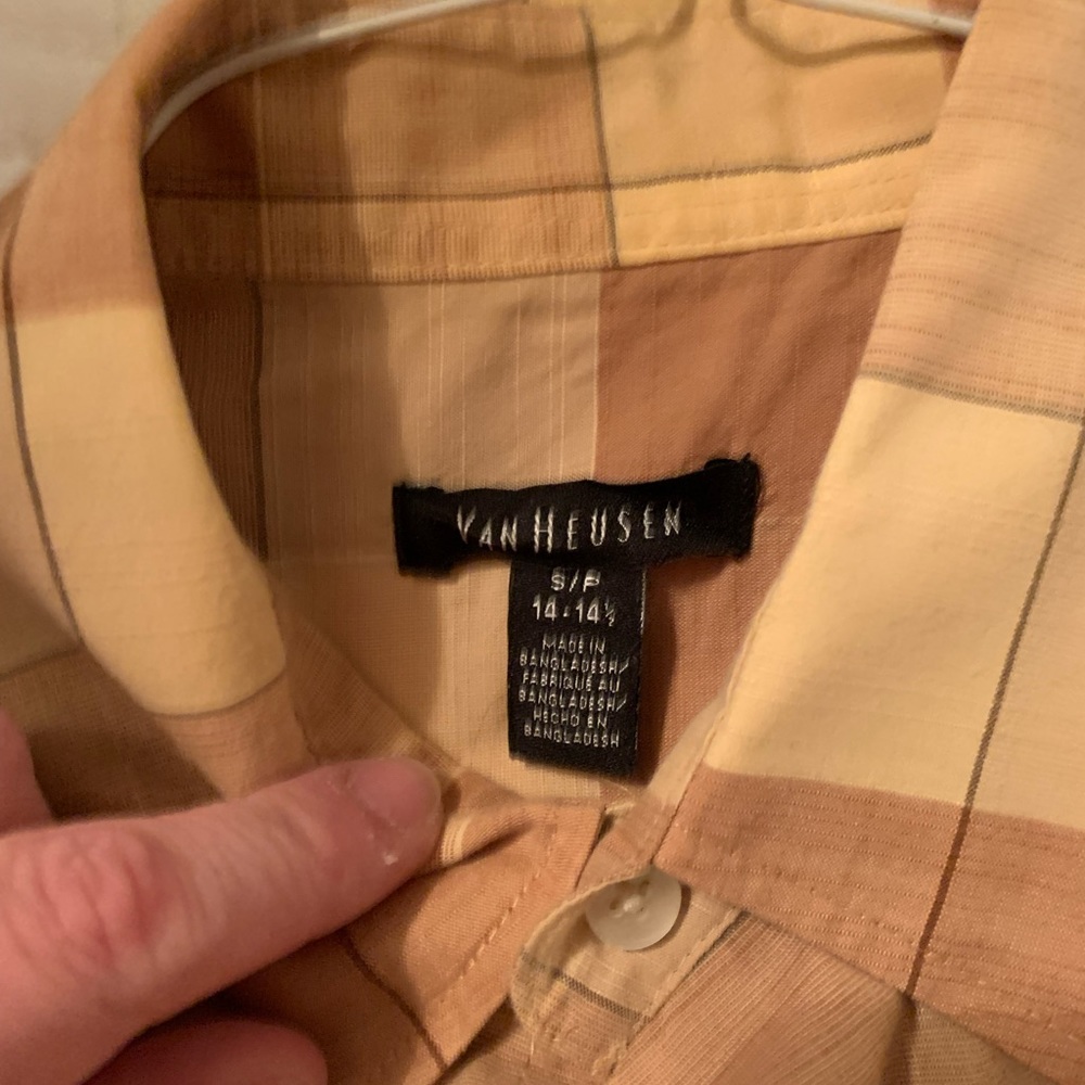 Button down Van Heuson shirt